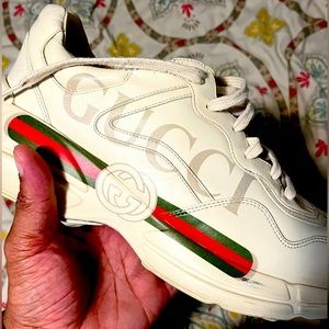 Make a Bold Statement: Command Attention with Men's Rhyton Gucci Logo sneakers